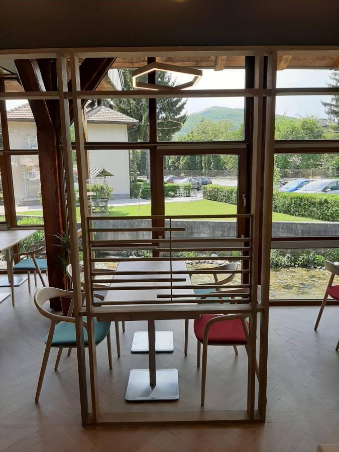 巴哈拉汽车旅馆 特拉夫尼克 外观 照片